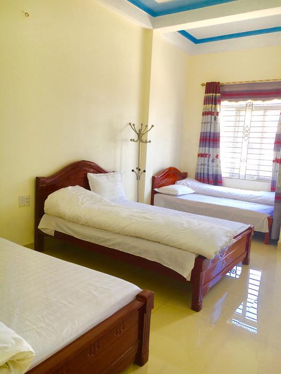 Huyen Tram Guesthouse Dồng Van Bagian luar foto